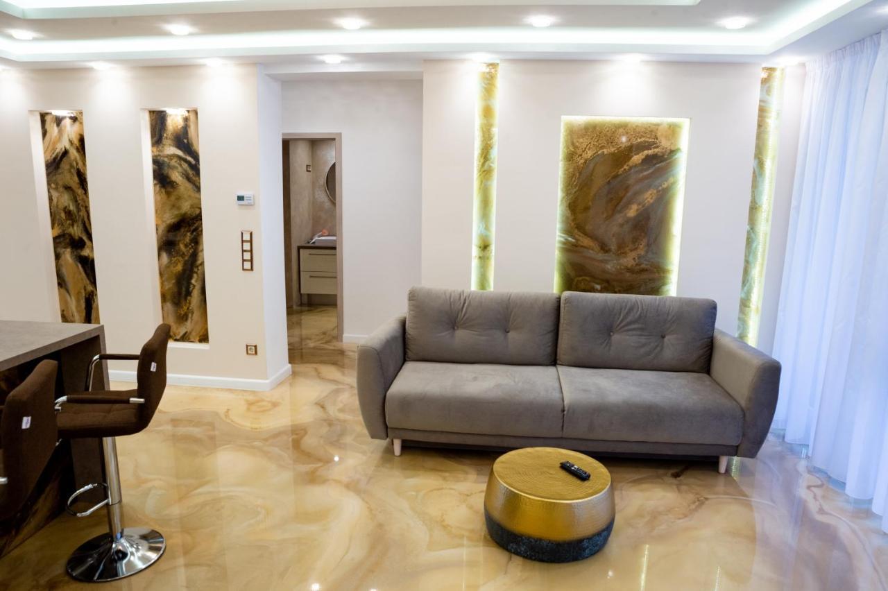 Dream Apartman 2 With Free Parking Дьєр Екстер'єр фото