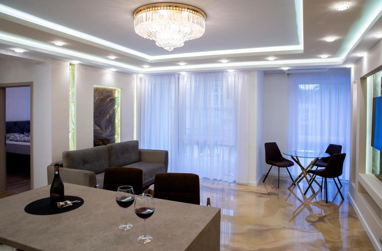 Dream Apartman 2 With Free Parking Дьєр Екстер'єр фото