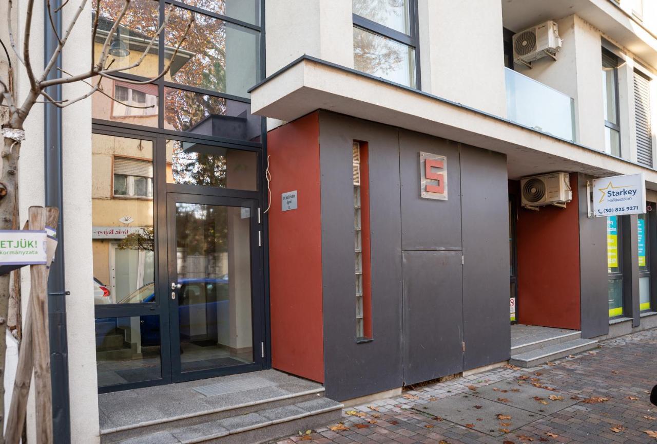Dream Apartman 2 With Free Parking Дьєр Екстер'єр фото