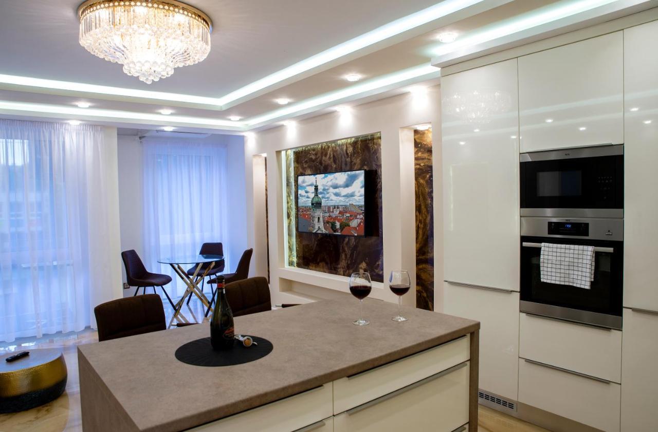 Dream Apartman 2 With Free Parking Дьєр Екстер'єр фото